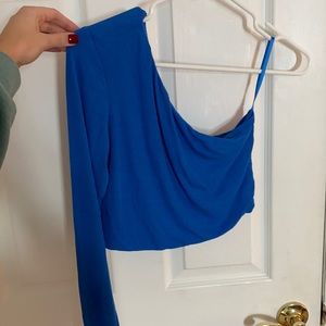 Super down ribbed one shoulder long sleeve crop top